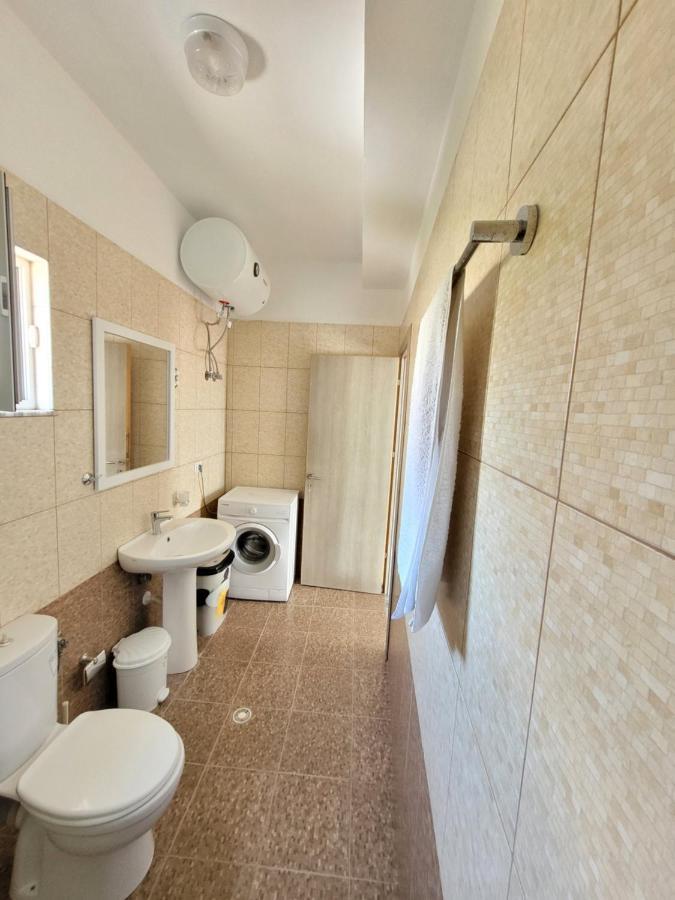 Parid Appartments Sarande Exterior photo