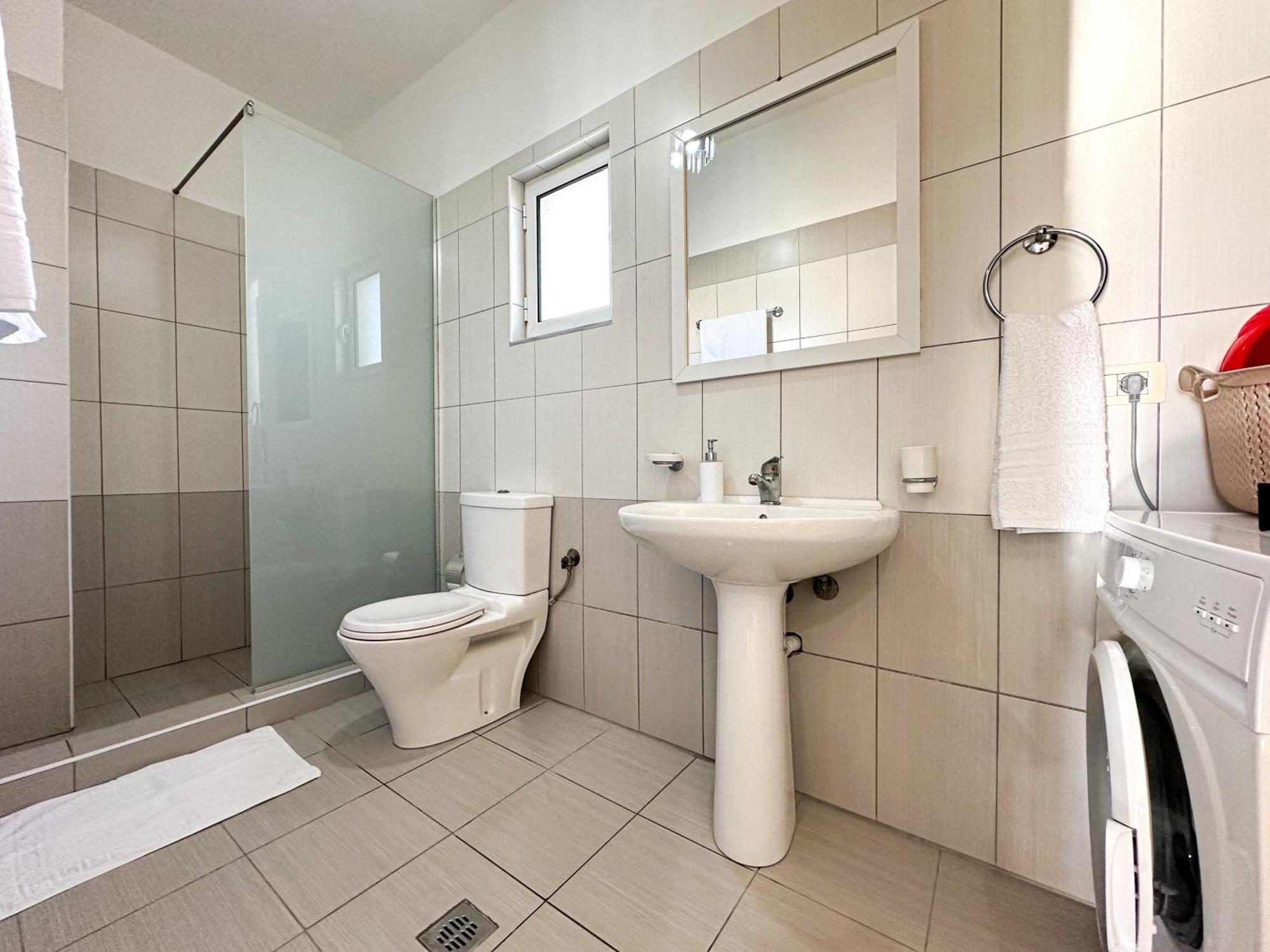 Parid Appartments Sarande Exterior photo
