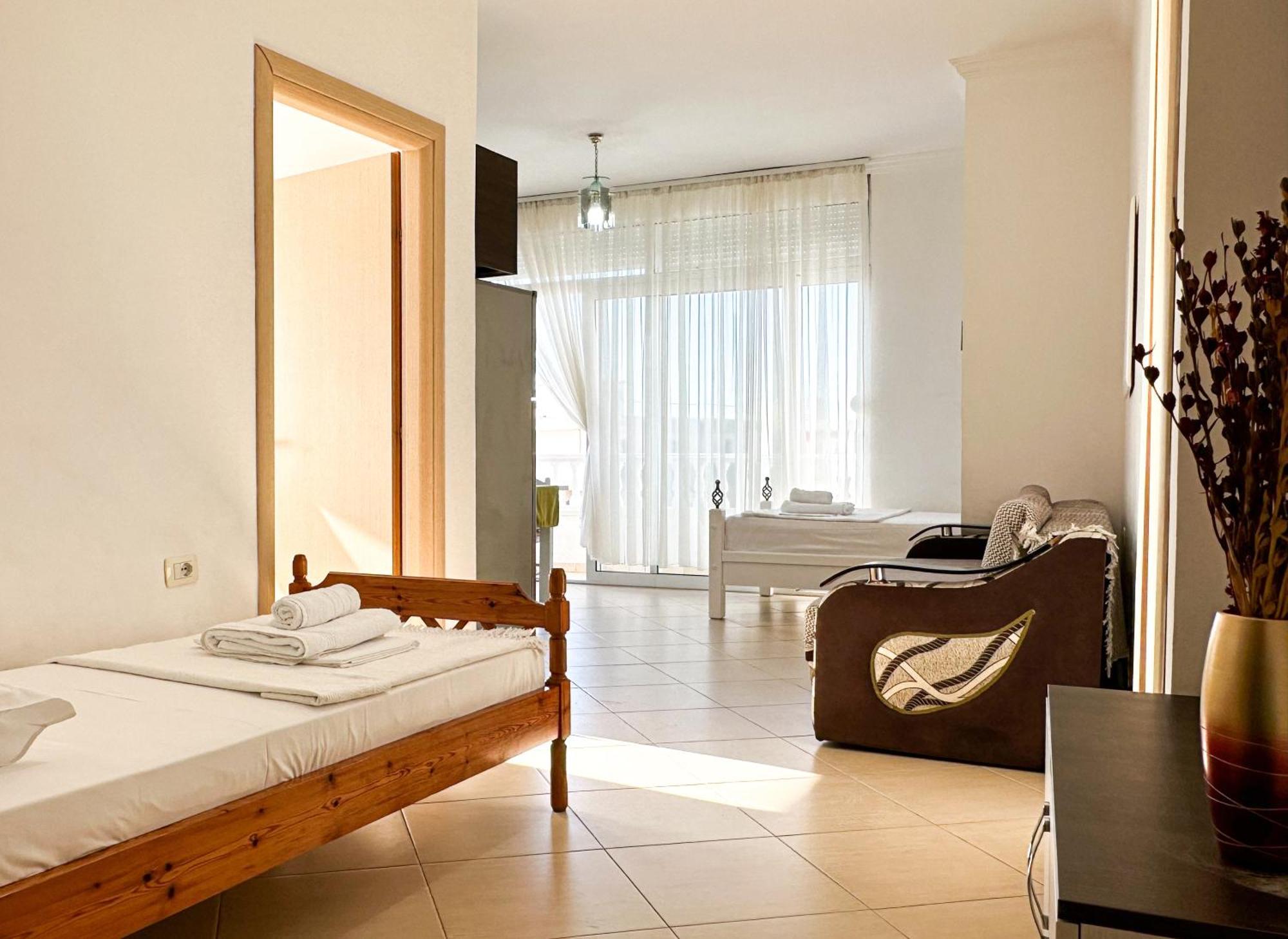 Parid Appartments Sarande Exterior photo